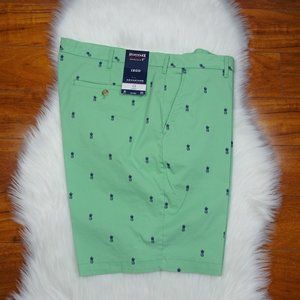 NWT Izod Sportflex Stretch Pineapple Shorts 42W